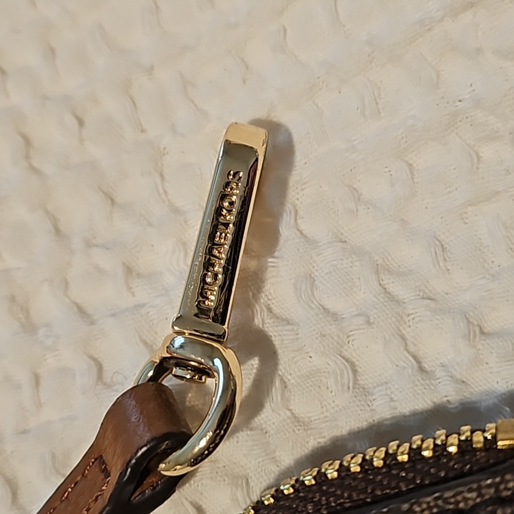 Michael Kors Wristlet - Picture 5 of 11